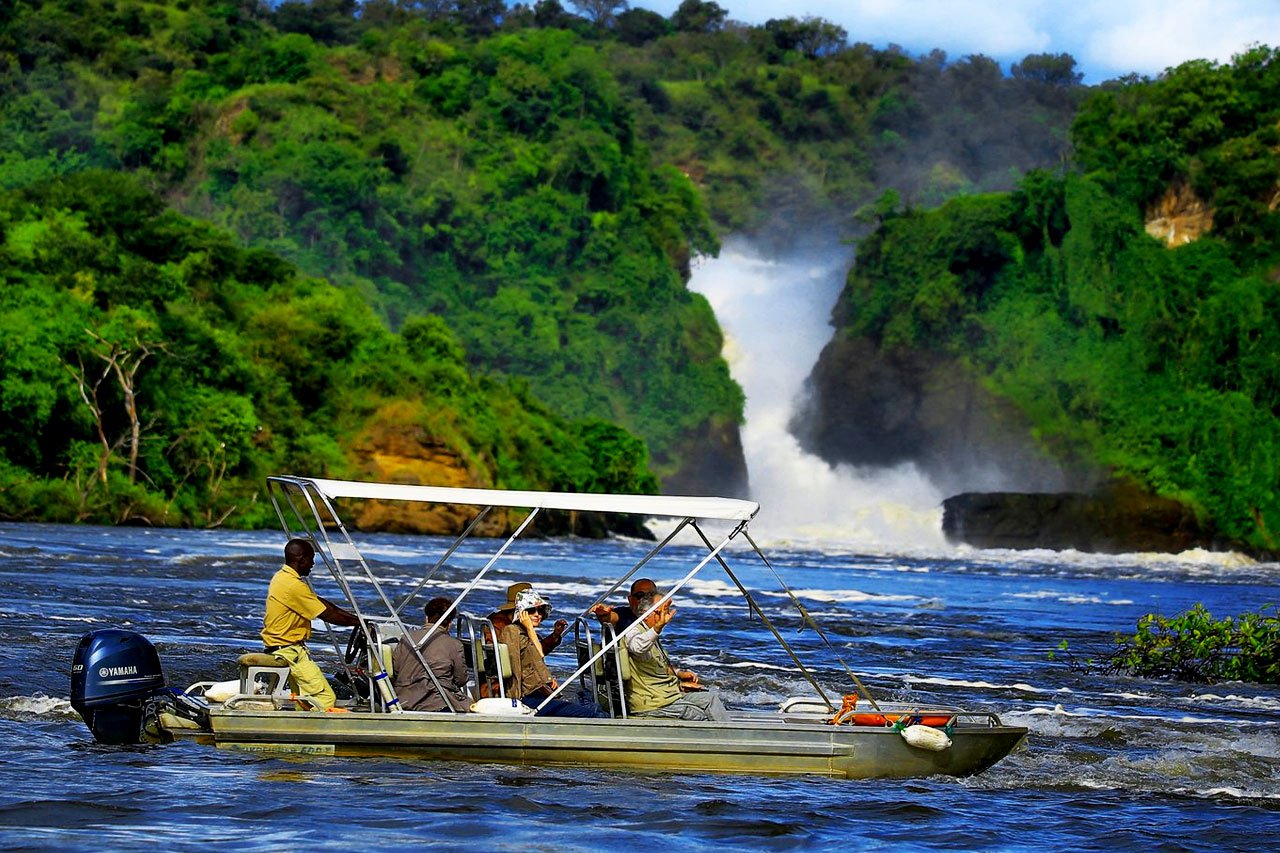Best Time to Visit Uganda for a Safari - Hero Banner